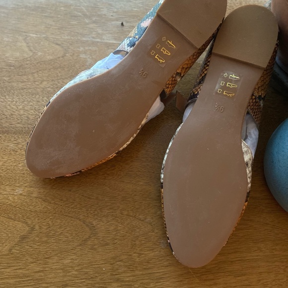 Snack embossed Mary Janes - Picture 2 of 6